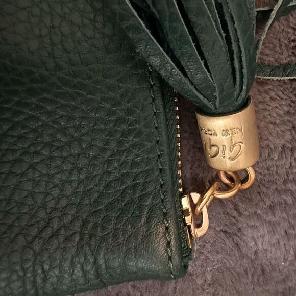 Gigi New York green pebbled leather clutch - Picture 5 of 7